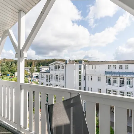 Im 3 Og Mit Balkon In Apartment *